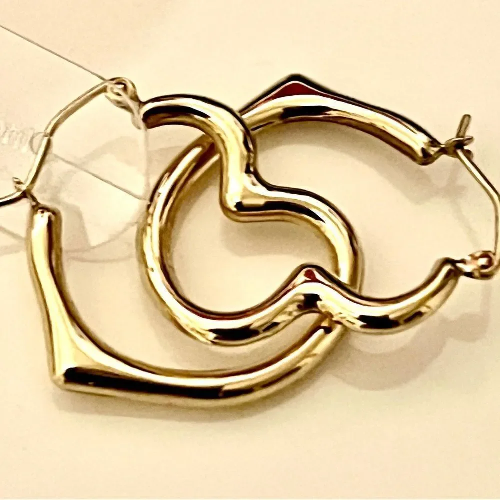 10K Gold Hollow Heart Hoop Earrings for Kids: Stylish, Durable and Comfortable